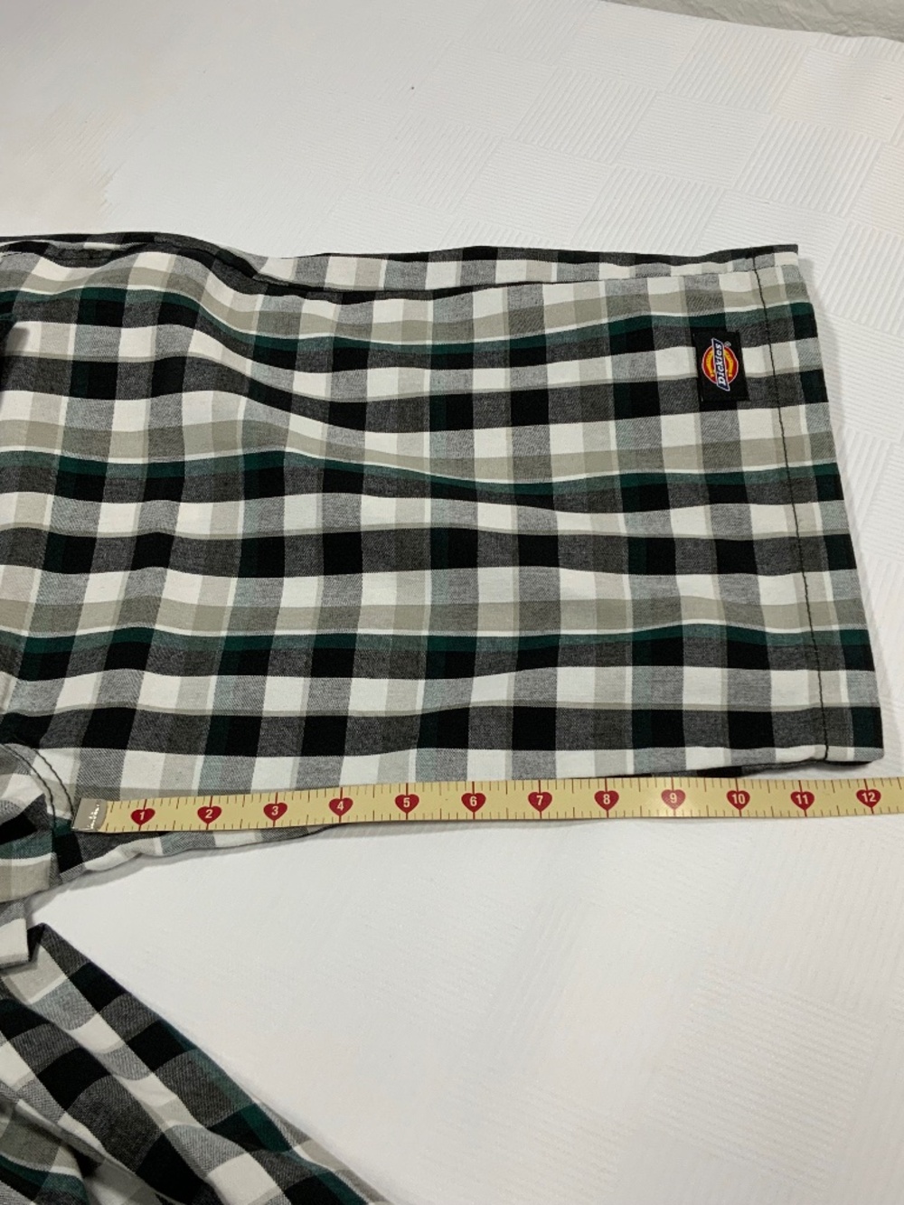 2 Each Dickie's Regular Fit Plaid Shorts - Picture 12 of 15